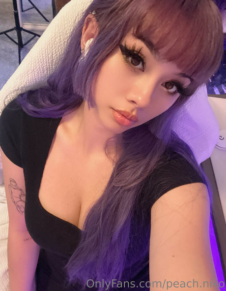 peach niko hd actress gallery