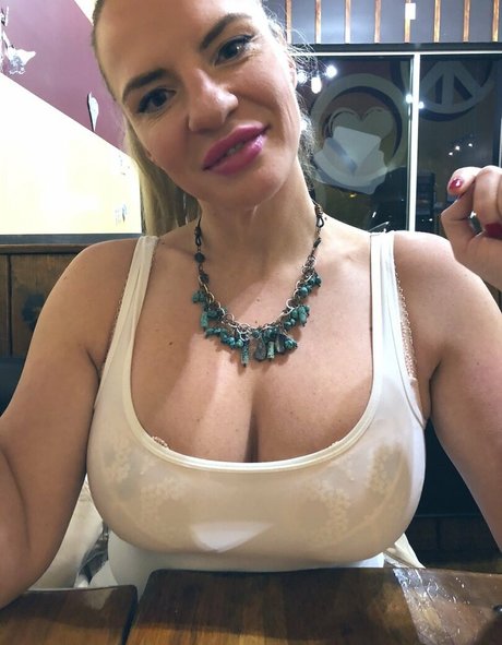 mother daughter onlyfans pornos pic