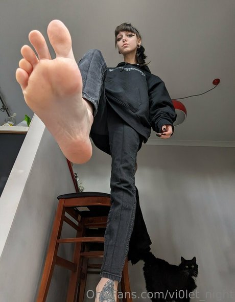 vi0let night sexy star pictures