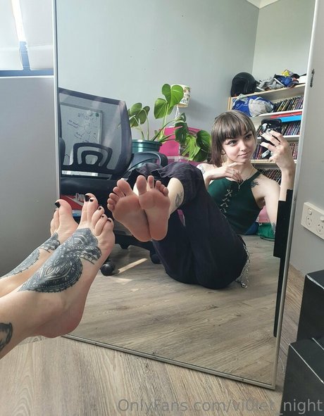 vi0let night star nudes pictures