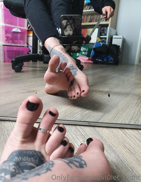 vi0let night xxx pornstar image