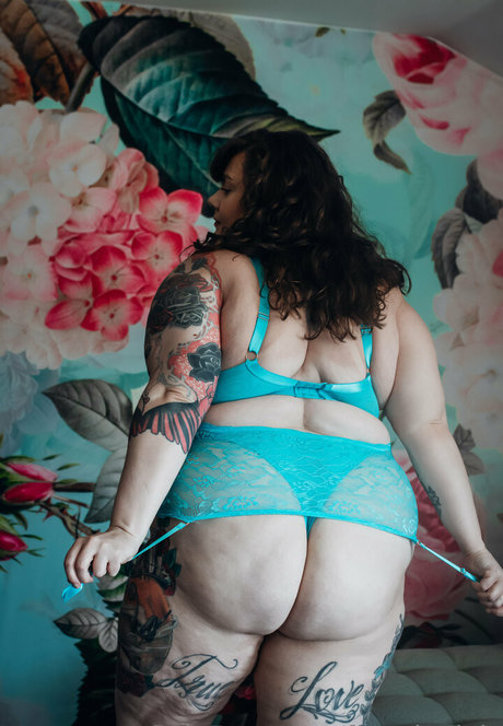 fayedaniels model best pic