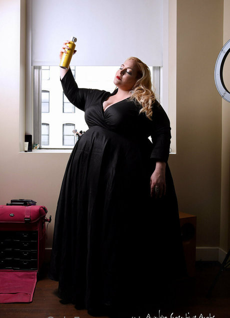 theviviennerose free actress archive