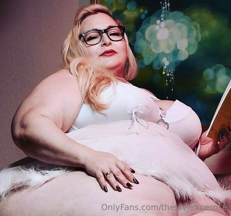 theviviennerose best pornstar image