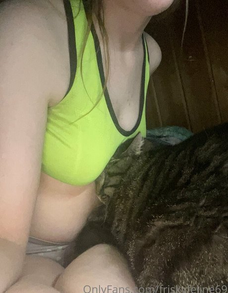 friskyfeline69 Profile photo