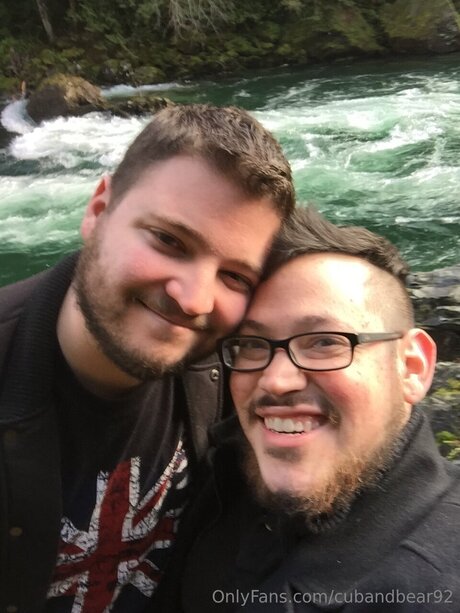 cubandbear92 free pornstar photos