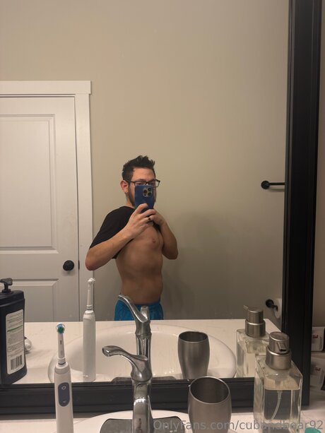 cubandbear92 actress image