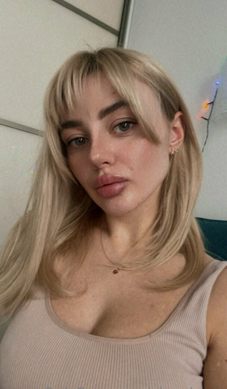 alexxisren model nice img