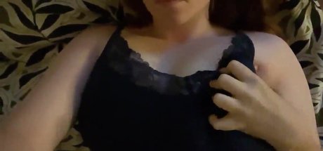 Tictoc Honey model hot images