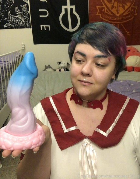 mainsqueez3free model beautiful image