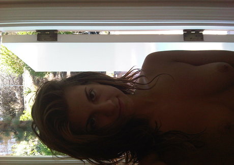 AnnaLynne McCord high quality actress pictures