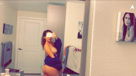 Dani Lanio model erotic pics