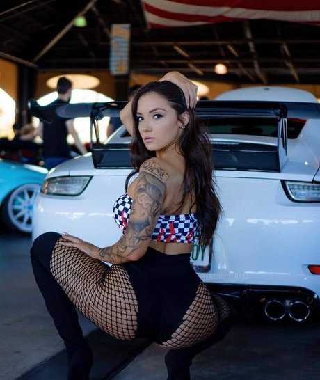 Ericka Laura free star img