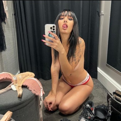 Akasha Collins porn actress archive