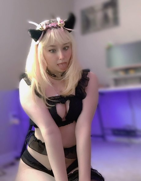 tiktok stars onlyfans hot naked photos