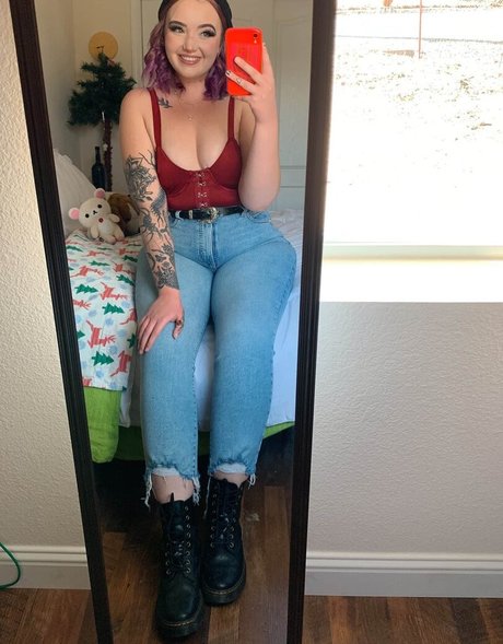 cowboytakemeaway nude star image