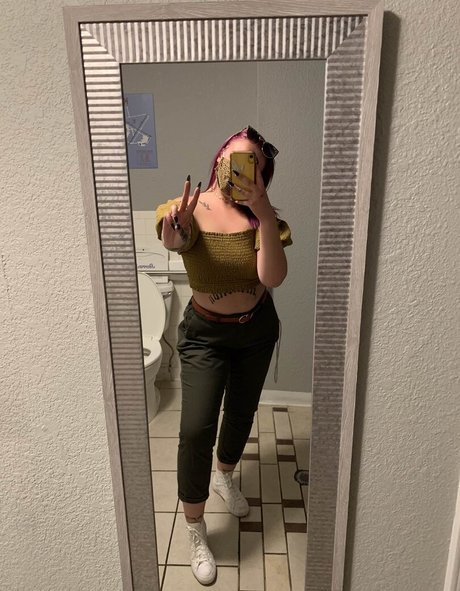 comedian onlyfans sexy pic