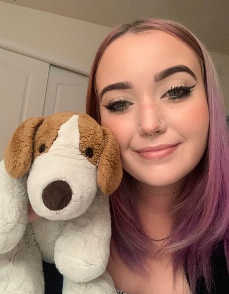 asian brunette onlyfans sexy photos