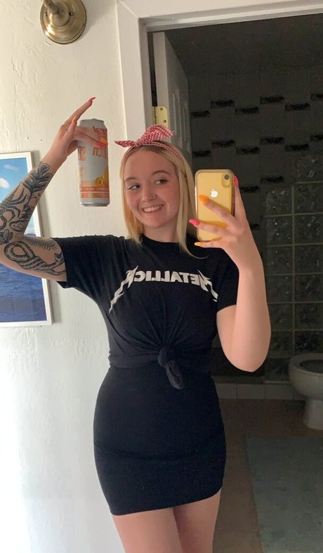 cowboytakemeaway nude model images