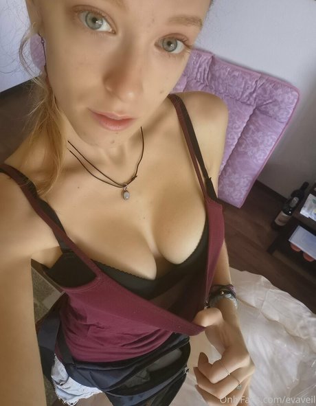 Evaveil star sexy archive