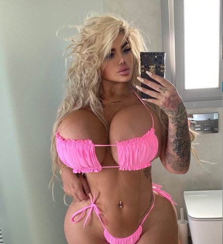 Candy Charms model hot picture