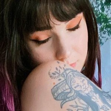 LivPixie nudes model pics