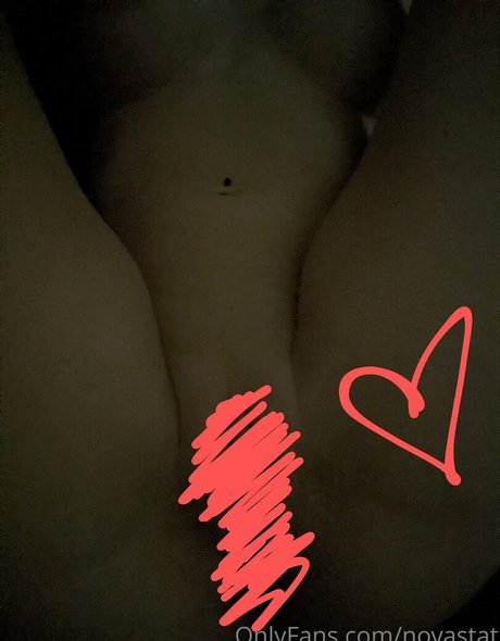 novastat model sexy archive