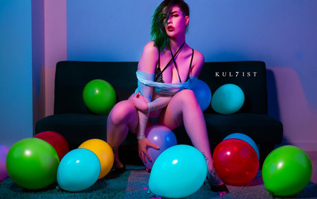 Ava Twitchling naked star pics