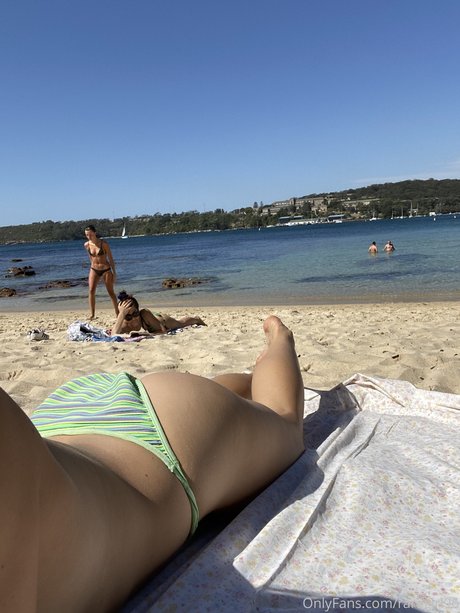 Raregirl96 adult model gallery