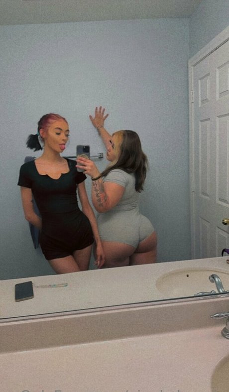 ainekaboogie star beautiful gallery