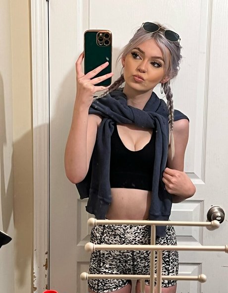 Kayleighbabyyy pretty model photo