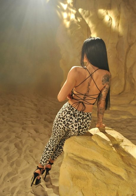 sabbie dark star top galleries