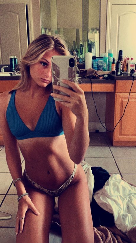 Abby Fairbank model hot photos