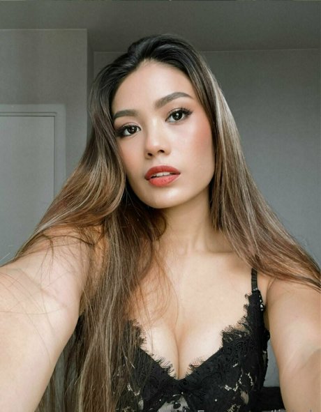 liakoh naked pornstar images