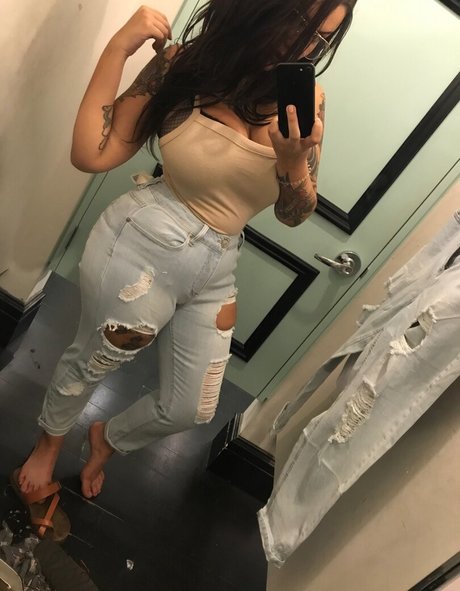 Bailey Arber star art photos