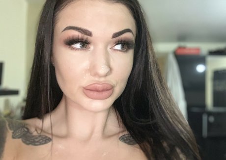 Stephanie Anne beautiful pornstar img