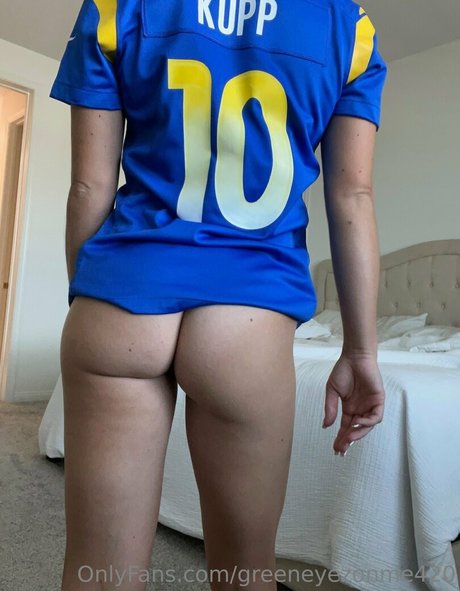 GreenEyesOnMe nice pornstar pic