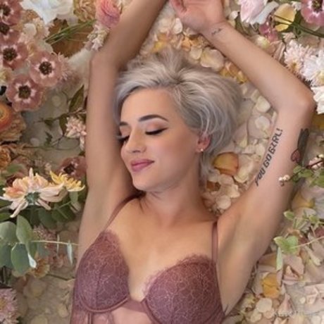 babysitter onlyfans beautiful nude image