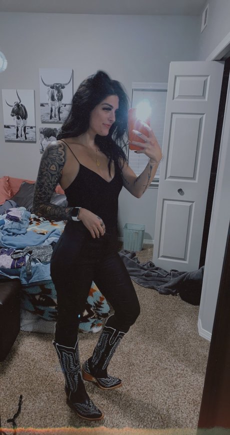 kyls 97 nudes model picture