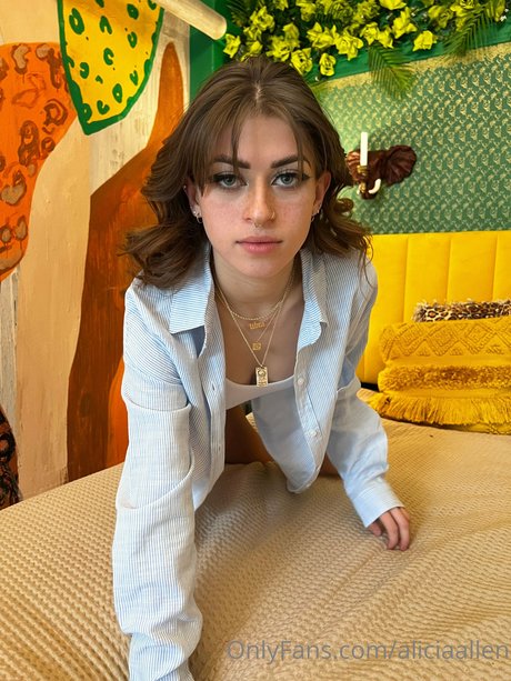 Alicia Allen star beautiful photos