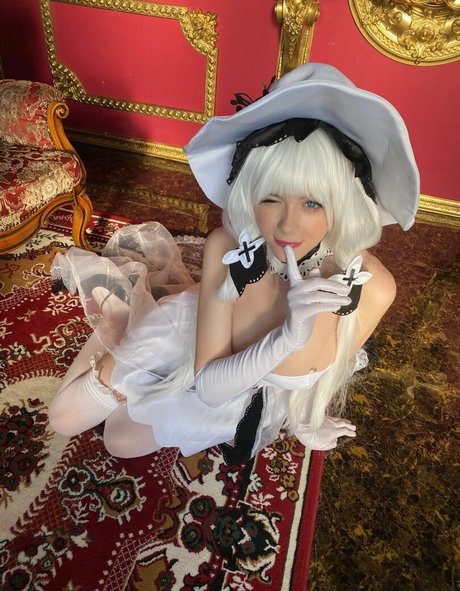 Hirariann model pretty photo