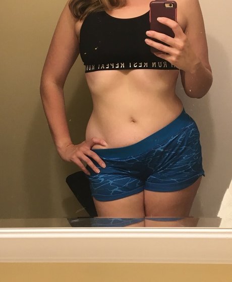 famous nude onlyfans hot sex image