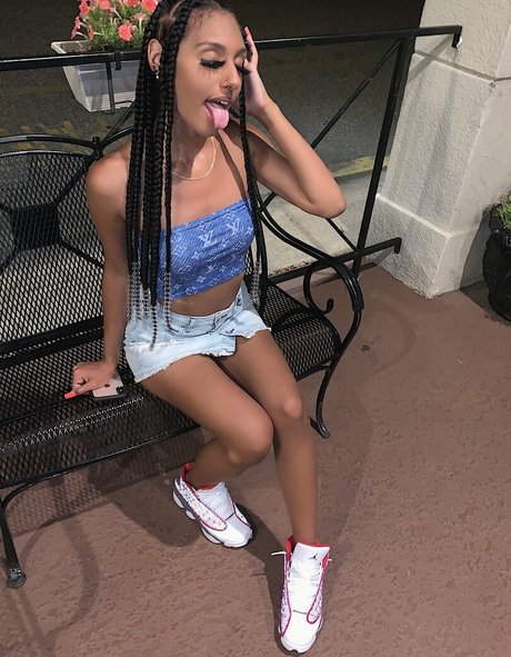 burlz star exclusive galleries