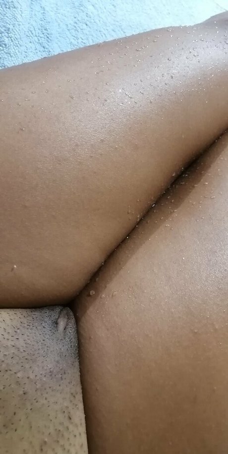 amywet sexy star image