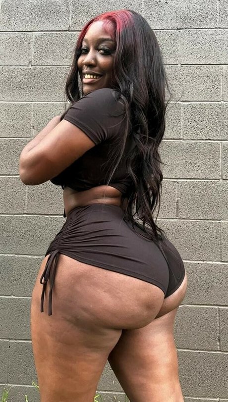 Tamekia star galleries