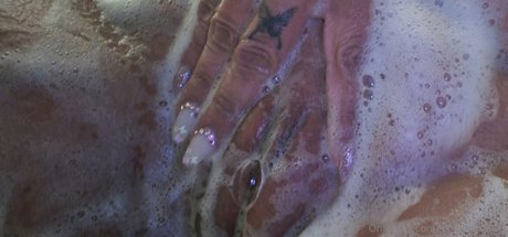 Lonelygirljules model nudes pics