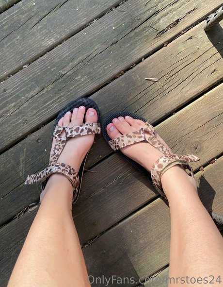 mrstoes24 sex model pics