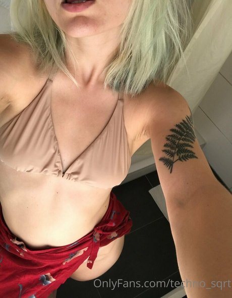 techno sqrt star perfect photos