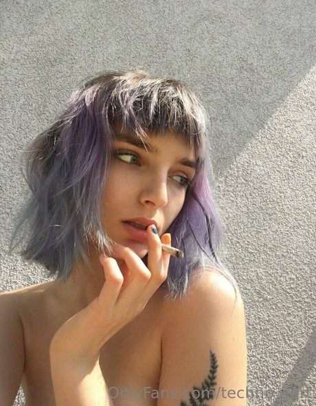 techno sqrt star sexy archive