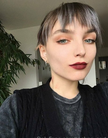 techno sqrt pretty pornstar image